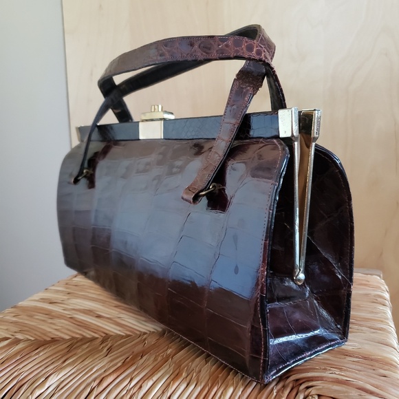 VINTAGE Bellestone Alligator Handbag! - Picture 1 of 14